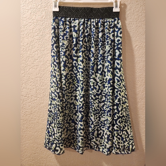 Lularoe Lola skirt XXS Cheetah pattern lime green cobalt blue black  NWT - Picture 3 of 4